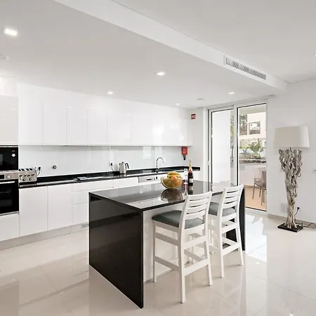 شقة Luxury 3 Bedroom Apartment Lagos لاغوس