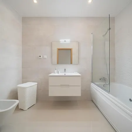 شقة Luxury 3 Bedroom Apartment Lagos *